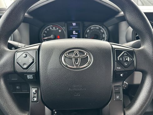 Used 2022 Toyota Tacoma SR image 20