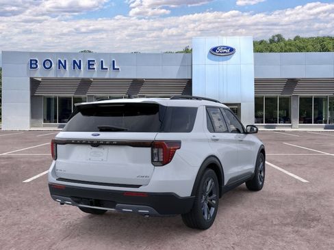 New 2026 Ford Explorer Active w/ Active Comfort Package AWD/4WD image 8