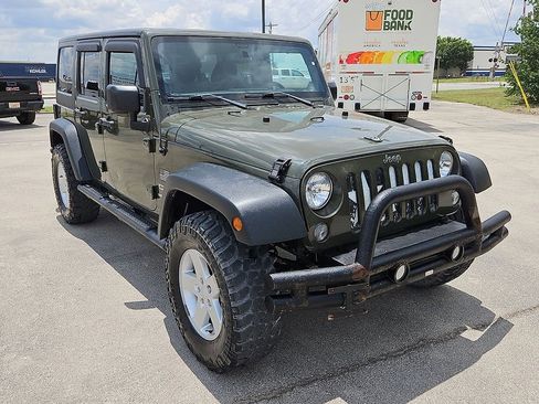 Used 2015 Jeep Wrangler Unlimited Sport w/ Quick Order Package 24S AWD/4WD image 11