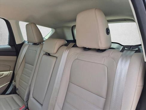 Used 2018 Ford Escape SEL w/ Ford Safe & Smart Package FWD image 13