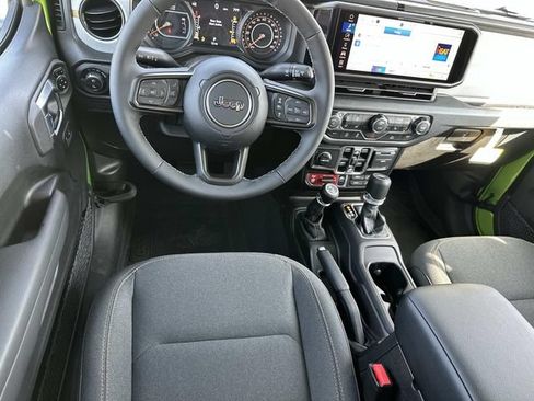 New 2026 Jeep Gladiator Sport AWD/4WD image 24