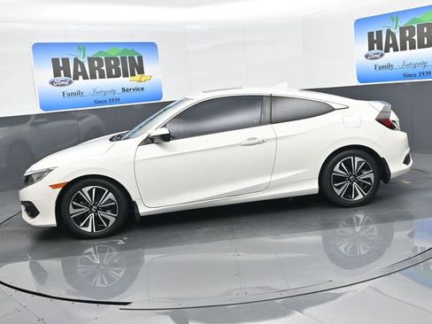 Used 2017 Honda Civic EX-L image 2