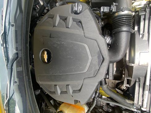 Used 2016 Chevrolet Camaro LT RWD image 45