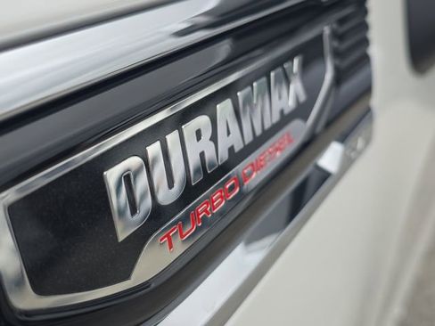 Used 2025 GMC Sierra 1500 Denali image 9