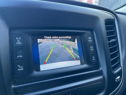 Used 2016 Chrysler 200 Limited image 44