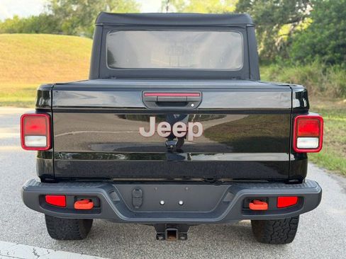 Used 2023 Jeep Gladiator Mojave w/ Cold Weather Group AWD/4WD image 4