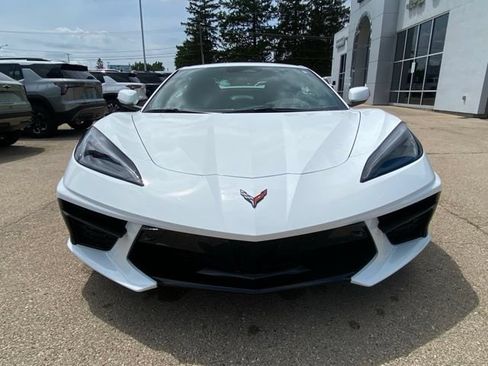 Used 2024 Chevrolet Corvette Stingray Premium Conv w/ Battery Protection Package RWD image 7