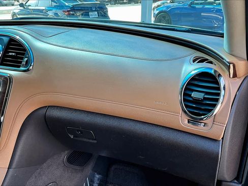 Used 2013 Buick Enclave Leather image 19