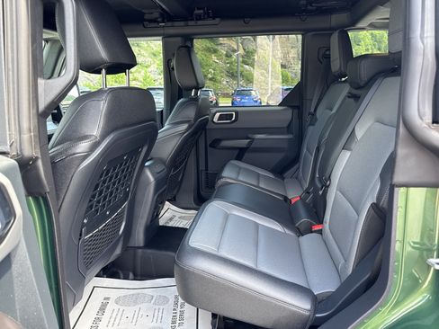 Used 2024 Ford Bronco Everglades AWD/4WD image 15