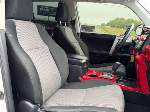Used 2019 Toyota 4Runner SR5 RWD image 21