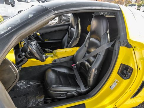 Used 2006 Chevrolet Corvette Coupe image 25