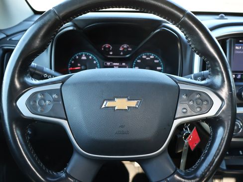 Used 2022 Chevrolet Colorado LT w/ Fleet Safety Package image 12