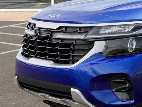 New 2026 Kia Seltos S FWD image 12