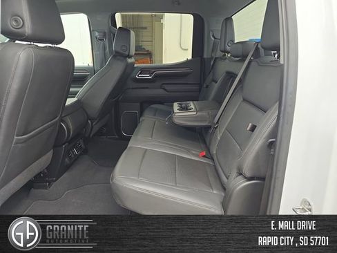 Used 2024 GMC Sierra 1500 SLT AWD/4WD image 24