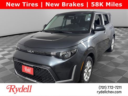 Used 2023 Kia Soul LX w/ LX Technology Package image 1