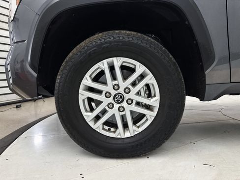 Used 2024 Toyota Tundra SR5 w/ SR5 Convenience Package AWD/4WD image 12