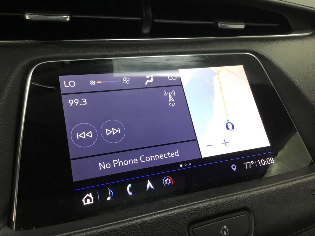 Used 2019 Cadillac XT4 Luxury w/ Cold Weather Package AWD/4WD image 15