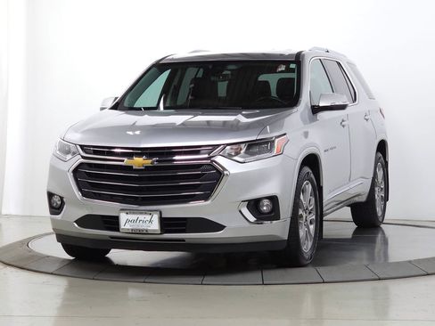 Used 2019 Chevrolet Traverse Premier w/ LPO, Floor Liner Package AWD/4WD image 3