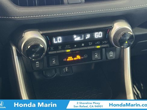 Used 2024 Toyota RAV4 XLE AWD/4WD image 25