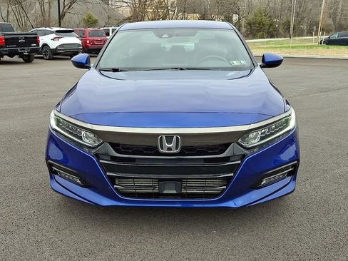 Used 2019 Honda Accord Sport image 2