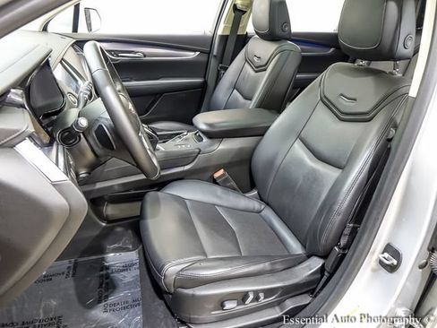 Used 2019 Cadillac XT5 Premium Luxury AWD/4WD image 10