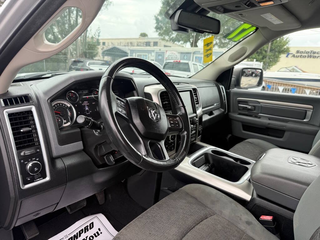 Used 2017 RAM 1500 Big Horn AWD/4WD image 11