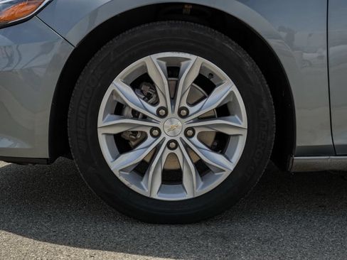Used 2024 Chevrolet Malibu LT FWD image 12
