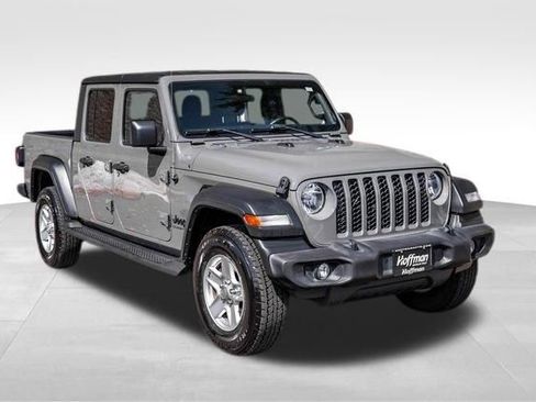 Used 2020 Jeep Gladiator Sport w/ Quick Order Package 24S AWD/4WD image 3