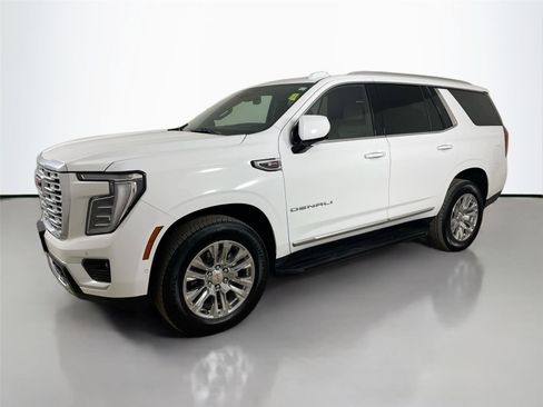 Used 2025 GMC Yukon Denali image 4