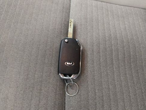 Used 2021 Kia Soul S FWD image 32
