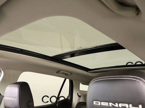 Used 2022 GMC Terrain Denali image 15