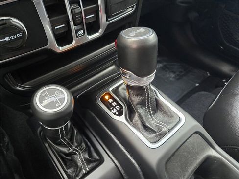 Used 2021 Jeep Wrangler Unlimited Sahara w/ Cold Weather Group image 34