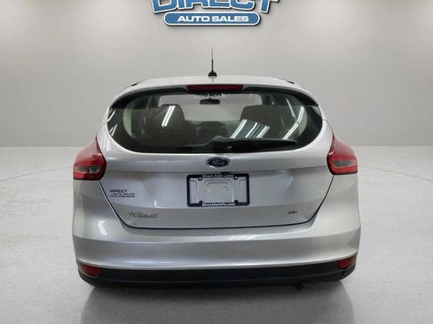 Used 2016 Ford Focus SE FWD image 5