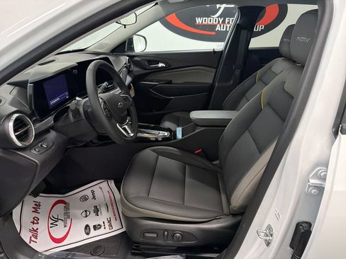 New 2026 Chevrolet Trax ACTIV FWD image 9
