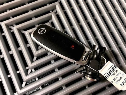 New 2025 Nissan Kicks Play S image 12