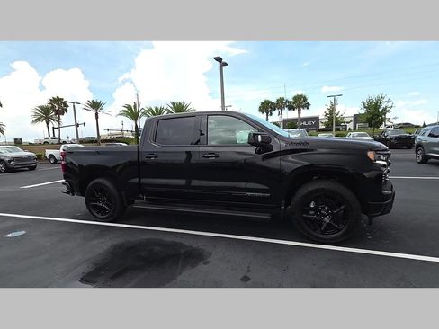 New 2026 Chevrolet Silverado 1500 High Country w/ Midnight Edition AWD/4WD image 18