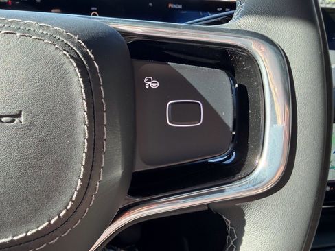 New 2025 Lincoln Navigator L Reserve w/ Jet Appearance Package image 32