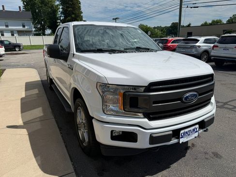 Used 2018 Ford F150 XLT w/ Equipment Group 302A Luxury AWD/4WD image 11