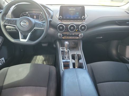 Used 2023 Nissan Sentra SV FWD image 17