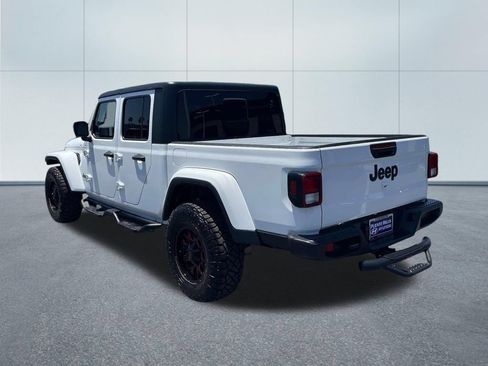 Used 2022 Jeep Gladiator Sport AWD/4WD image 4