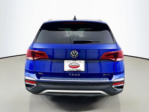 Used 2022 Volkswagen Taos SEL AWD/4WD image 6