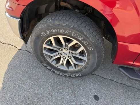 Used 2018 Ford F150 XLT w/ Equipment Group 302A Luxury AWD/4WD image 6