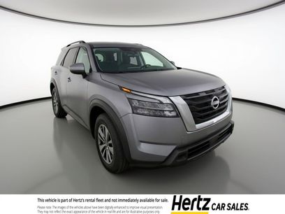 Used 2025 Nissan Pathfinder SV