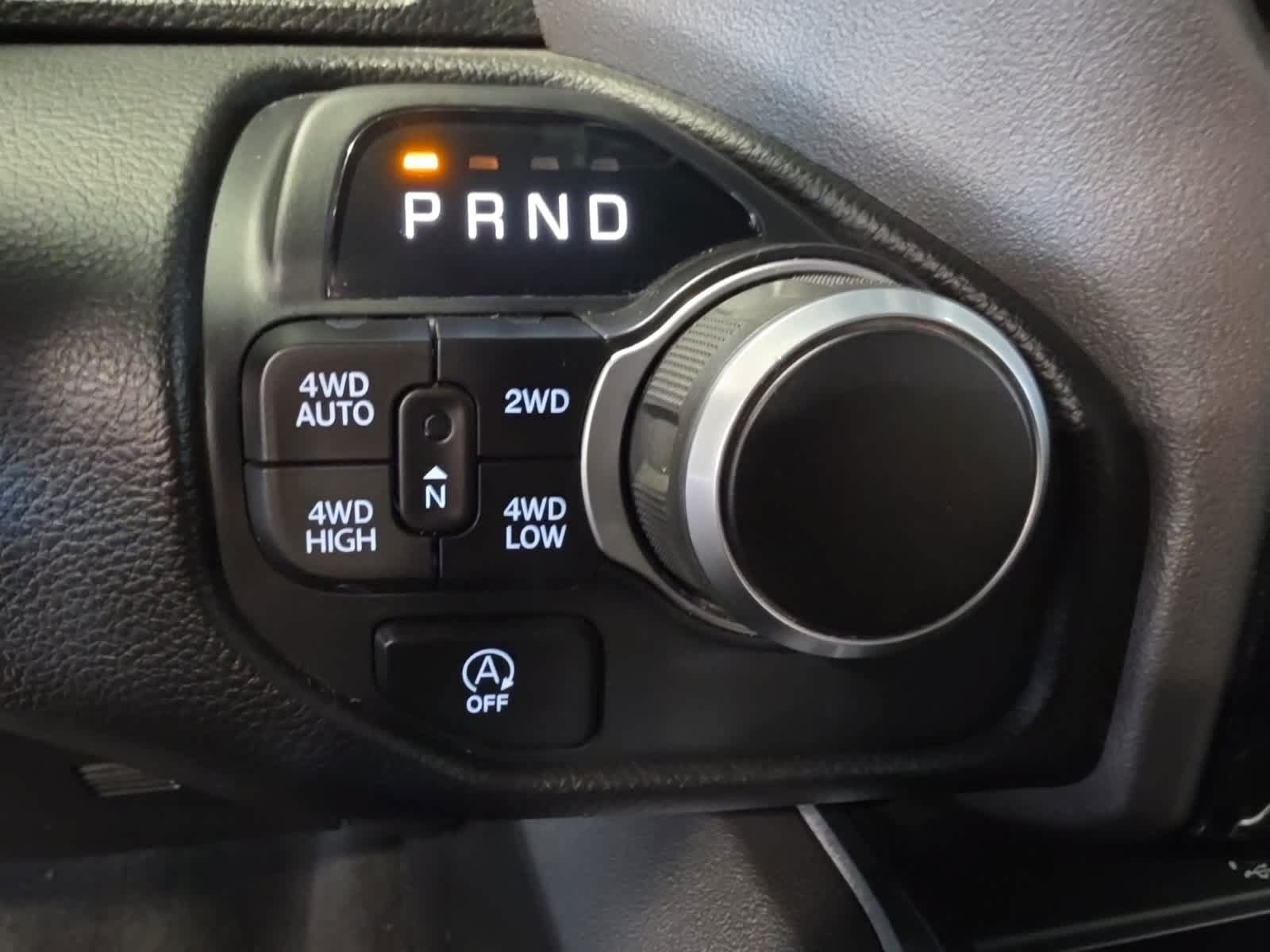 Used 2025 RAM 1500 Big Horn AWD/4WD image 23