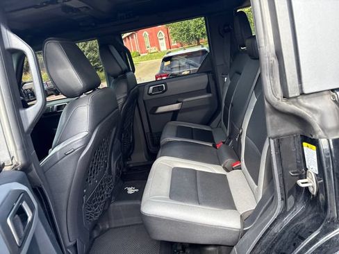 Used 2021 Ford Bronco Black Diamond AWD/4WD image 19