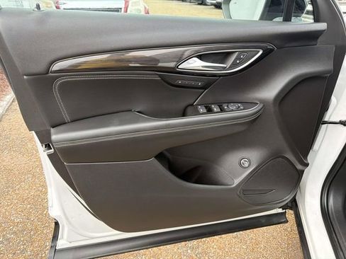 Used 2023 Buick Envision Essence w/ Sport Touring Package FWD image 24