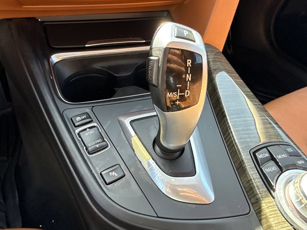 Used 2013 BMW 328i xDrive Sedan AWD/4WD image 21