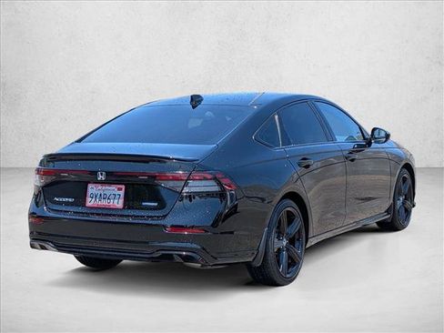 Used 2024 Honda Accord Sport image 5