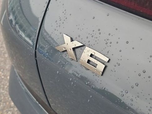 Used 2022 BMW X6 M50i AWD/4WD image 5