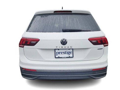Certified 2022 Volkswagen Tiguan S image 5